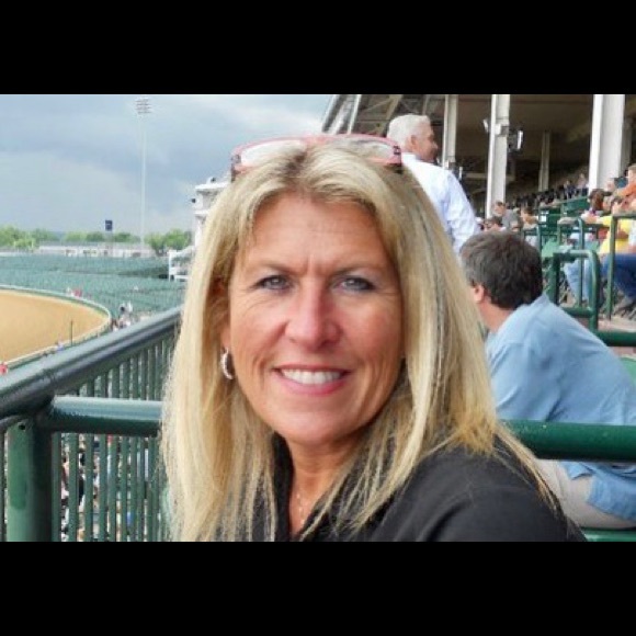 Meet your Posher, Trish - Picture 2 of 2